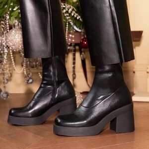 Steve Madden Black Klayton Boots - Black Platform Chelsea Boots - Women